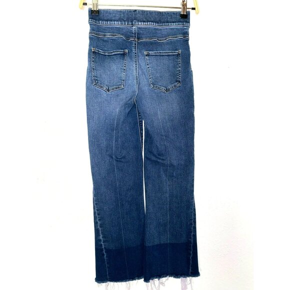 Spanx Pull-on Jeans Cropped Flared 2 tone Size XS - Picture 2 of 7
